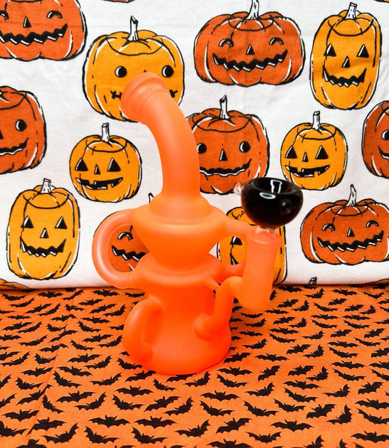 Pumpkin Neon Glow Recycler 8