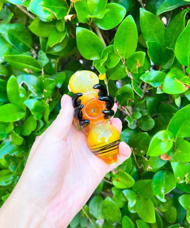 Honey Bee Glass Hand Pipe