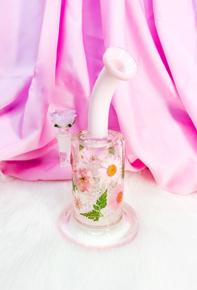 Milky Pink Dried Floral Daisies Water Pipe/Dab Rig