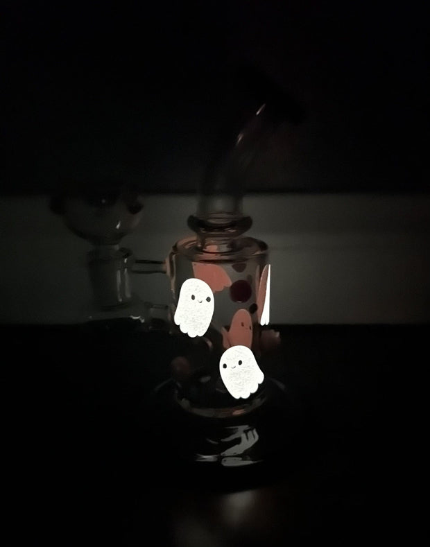 Pink glow in the dark ghosts dab rigs glowing in the dark