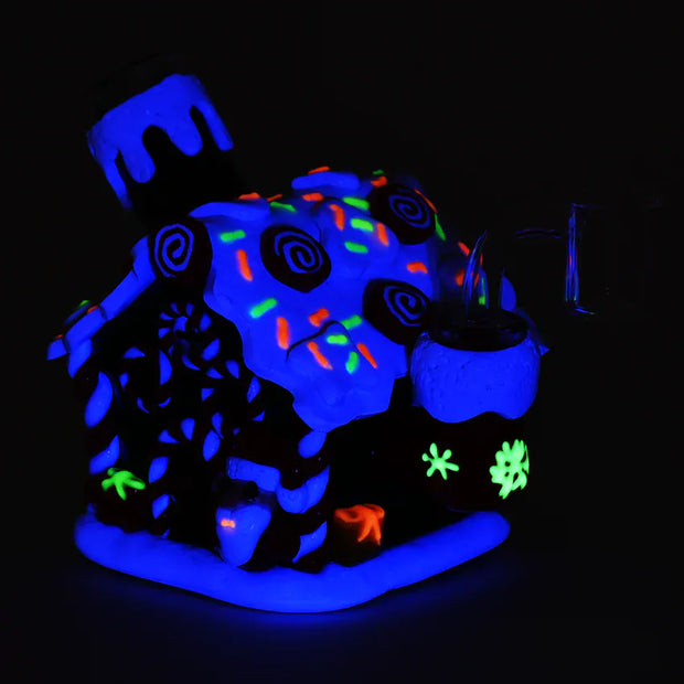Gingerbread House Glass Water Pipe/Dab Rig