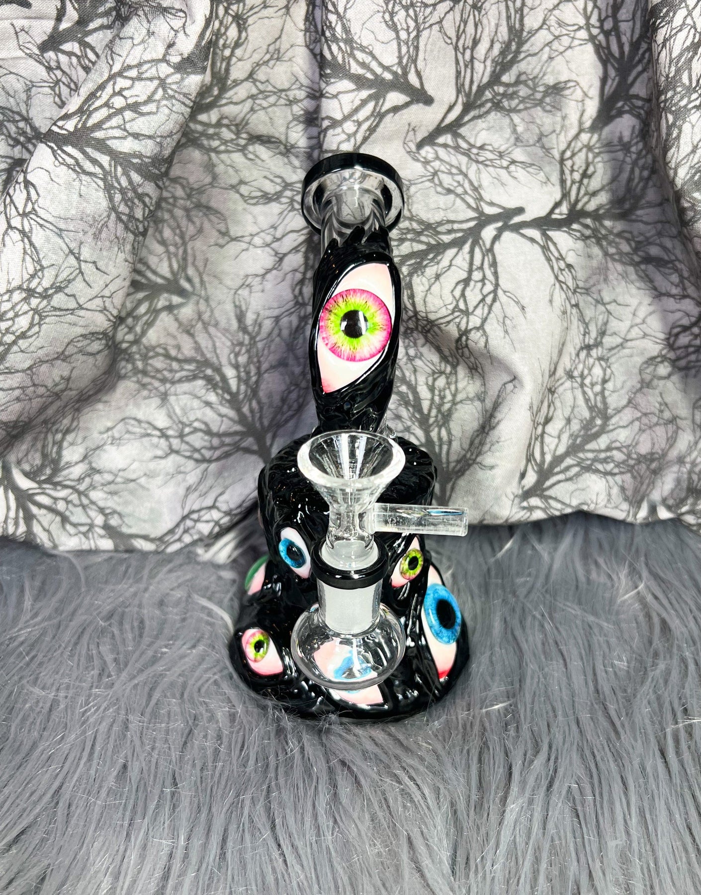 Black Eyeball Monster Glass Water Pipe For Sale|StayLit Design