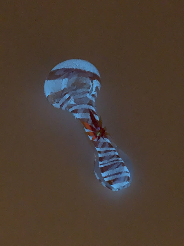 Pink Swirl Weed Leaf Crystal Glass Hand Pipe