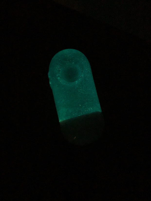 Glow In The Dark Chill Pill Borosilicate Glass Hand Pipe