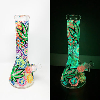 Glow In The Dark Neon Hand Painted Weed Leaves Beaker Glass Water Pipe/Bong