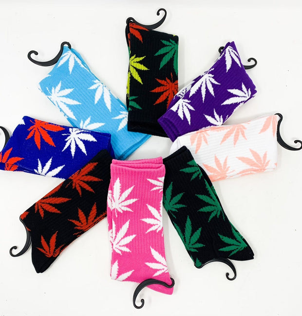 StayLit Weed Leaf Socks