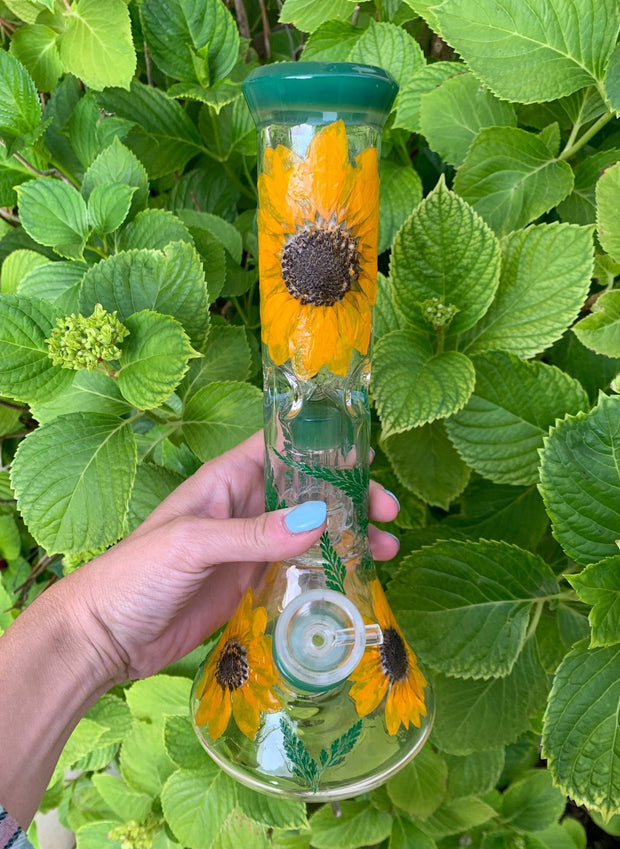 Sunflower Dried Floral 11in Beaker Glass Water Pipe/Bong