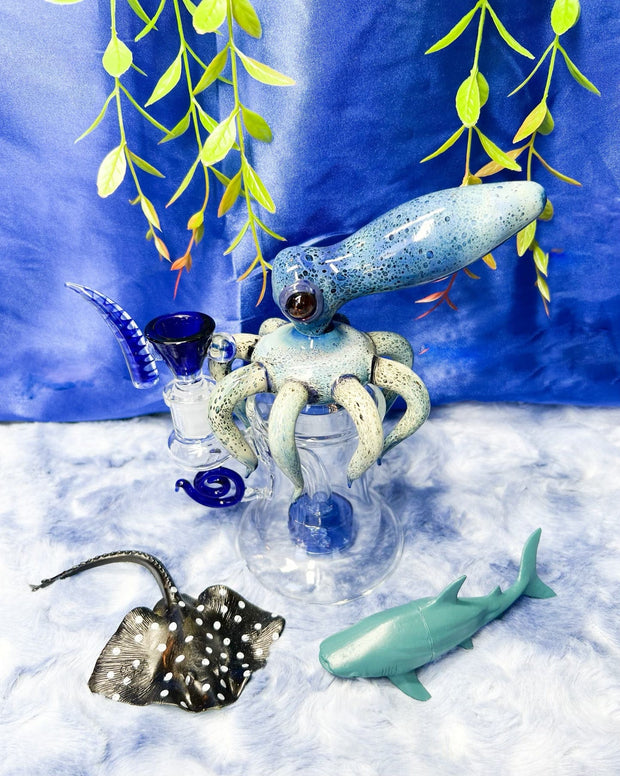 6.5in Blue Green Octopus Shower Head Perc Glass Hand Pipe/Dab Rig